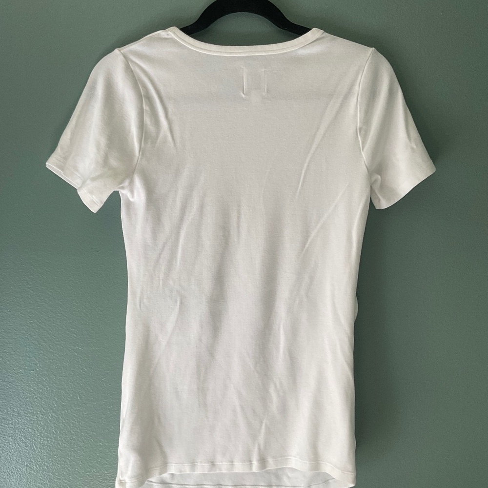 PERFECT white maternity tshirt / Gap / Small - Picture 7 of 7